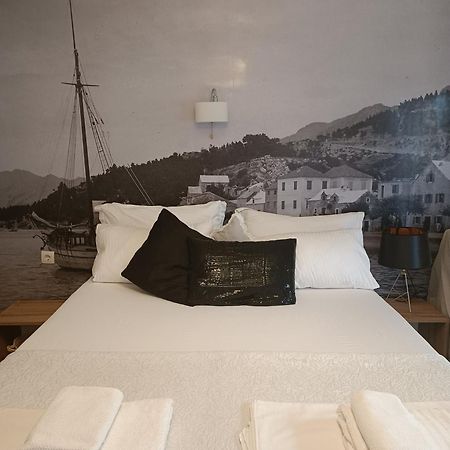 Old Port Apartment Baska Voda Bilik gambar