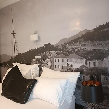 Old Port Apartment Baska Voda Bilik gambar