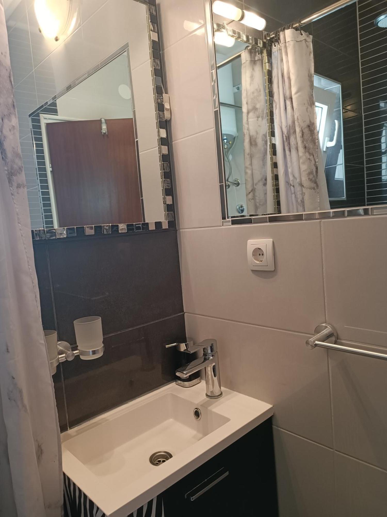 Old Port Apartment Baska Voda Luaran gambar