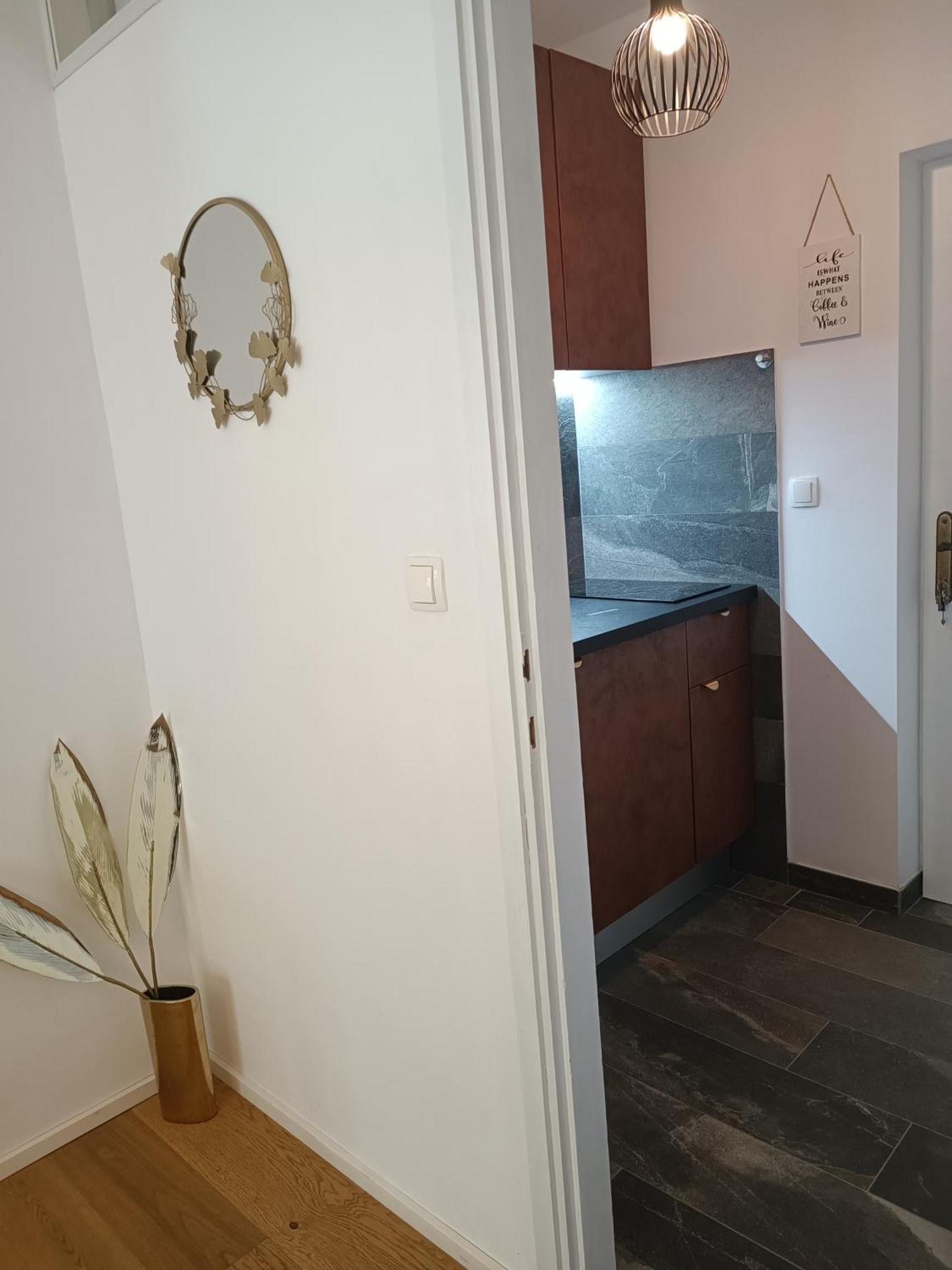 Old Port Apartment Baska Voda Luaran gambar