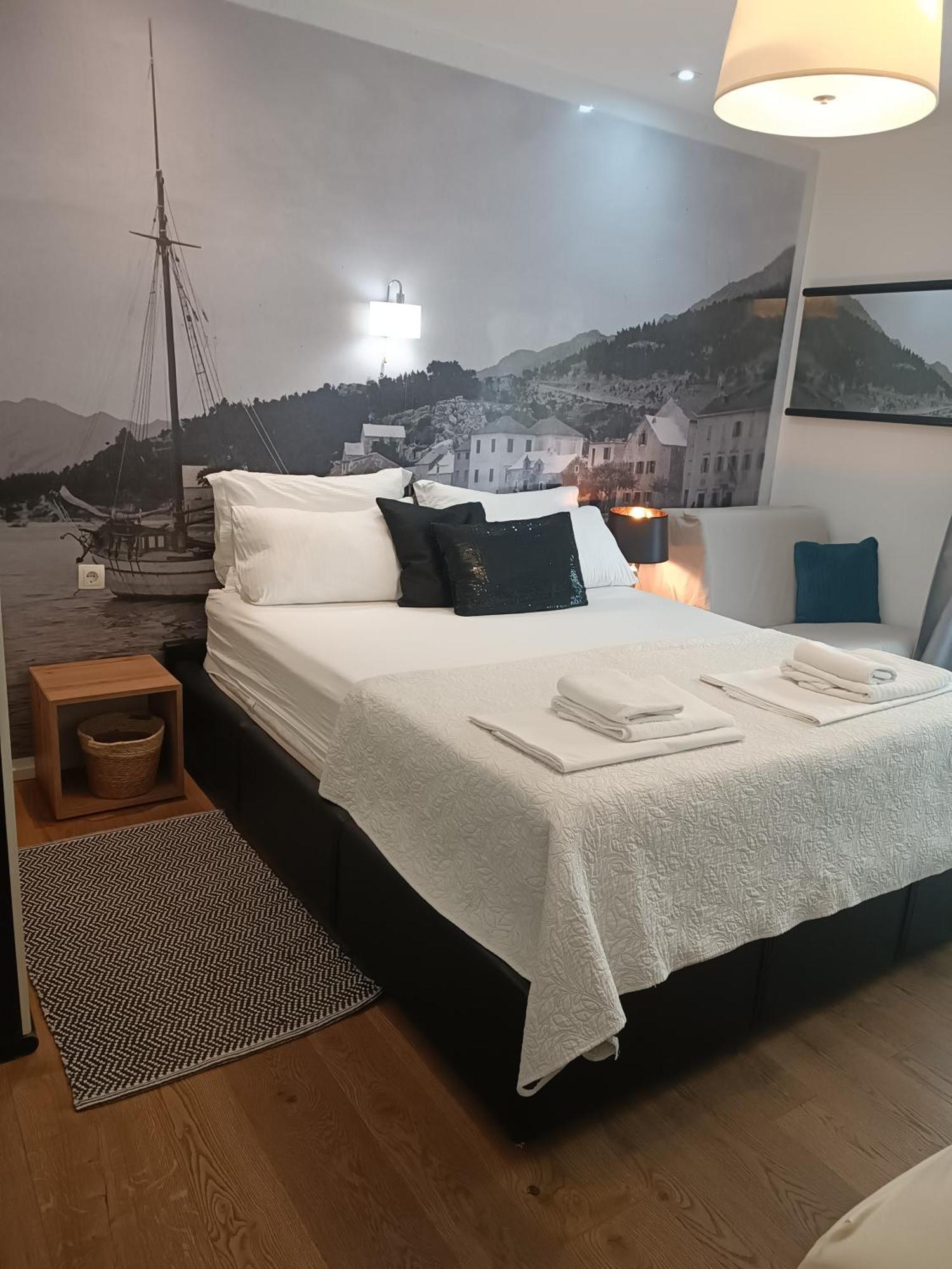 Old Port Apartment Baska Voda Luaran gambar
